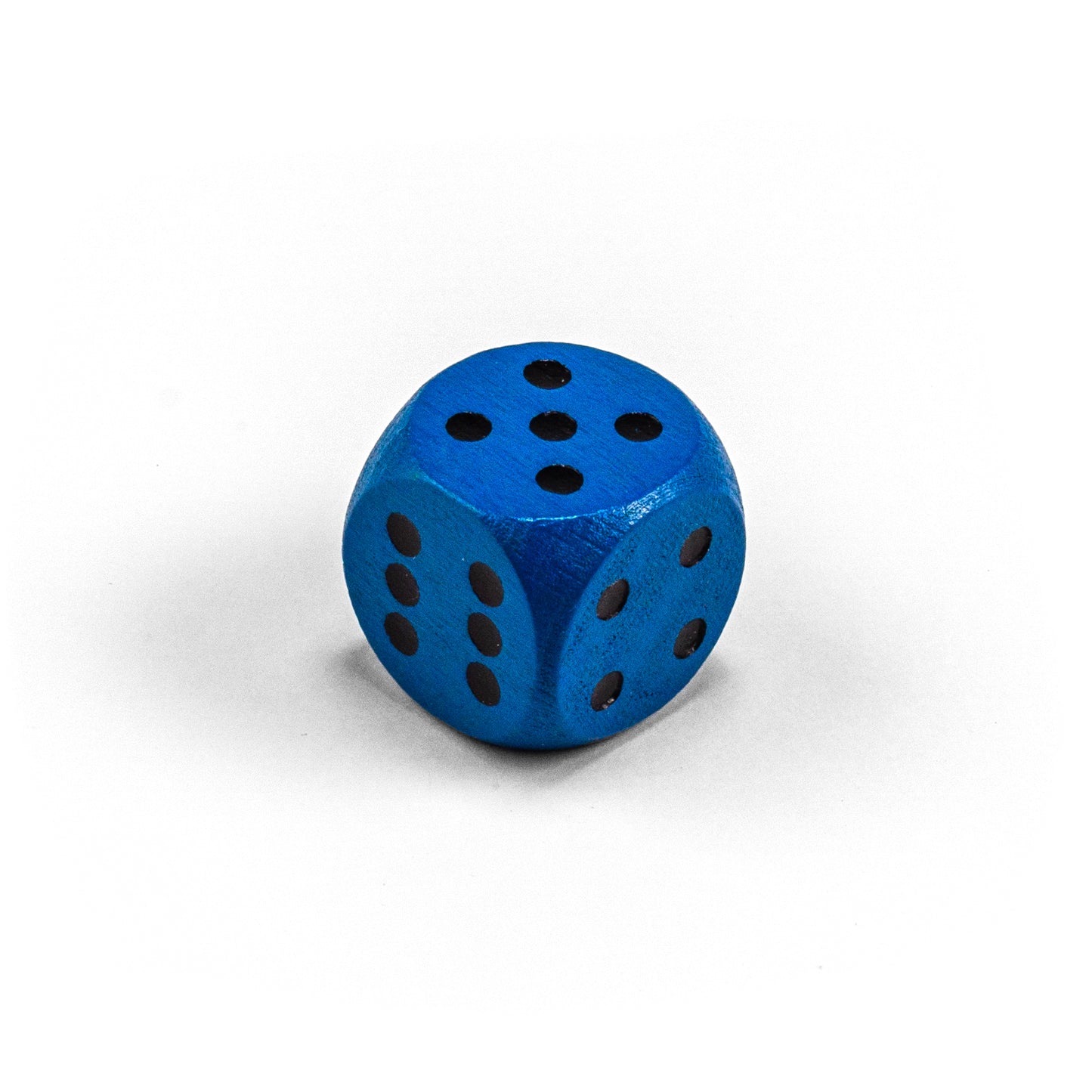 wooden dice with black eyes (16 mm)